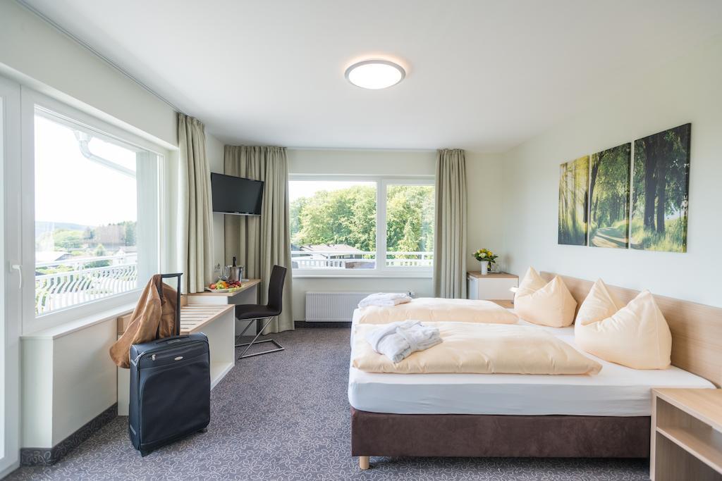 Landhotel Kristall Bad Marienberg Exterior foto